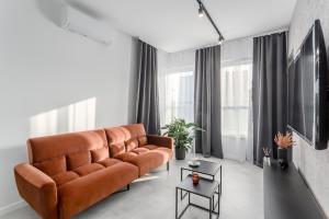 Jacuzzi Hideout - Warsaw private terrace - Free Parking