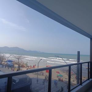 Lindo frente mar bem localizado