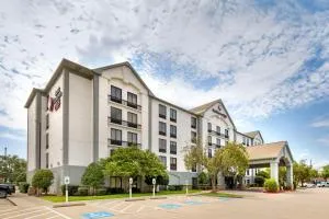 Best Western Plus Sugar Land-Stafford - Four Corners