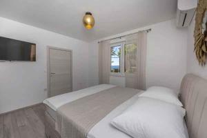Apartment in Crikvenica 51194