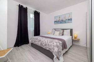 Apartments in Selce 51208