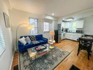 Charming Bi-level Townhouse Near Harvard & Mit - Cambridgeport
