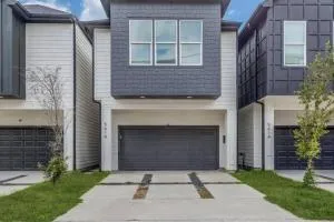 Modern East Downtown Home - Jacinto City