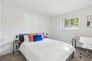 Scenic Towers 3102 I Cozy & Comfy I Free Parking - Parma