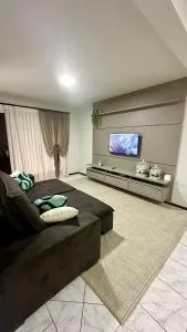 Apto 3 quartos sala cozinha e garagem, No centro - Realeza