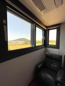 Outdoor Jacuzzi Detached House jejumodo1