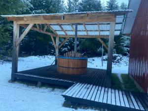 Cabañas y tinajas doraliza