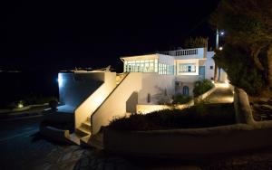 Villa Maria Rooms Santorini Greece