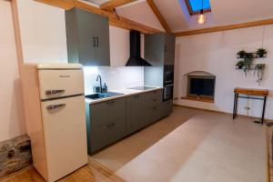 PARADAJS City Center Apartments - 24h self check-in & free private parking