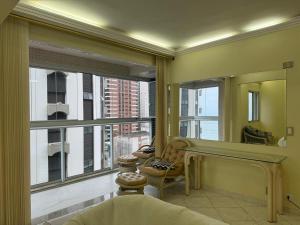 Apartamento com vista mar