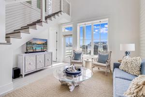 By The C-Shore TC 8301