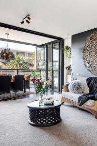 Balinese Charm meets Resort Living inSydney