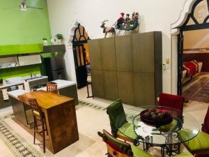 Bella Casa Colonial González con Piscina