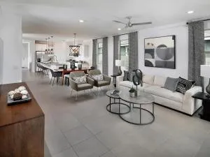 Family-Friendly 4BR Escape Work, Play, Relax! - McMicken