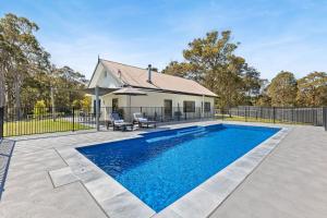 Bush Retreat With Private Pool