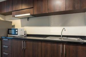 Poolside Bangrak Apartment 1