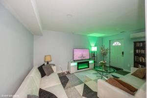 Charming Unit in Yonkers Close to NYC