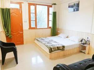 Rajat Homestay - Bandal