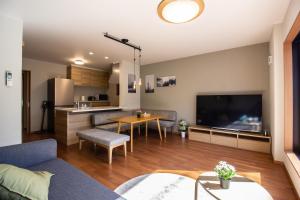 JS暁宅-彩月 ayatsuki