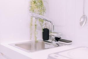 Minimalist Loft Namba Compact Studio with a 24-hour Gym MA303