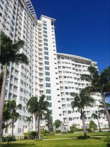 Staycation budget room