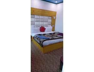 Hotel Grand Inn , Srinagar