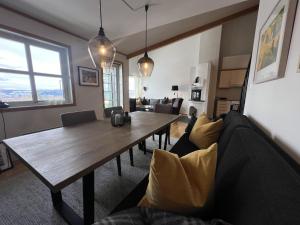 Stylish and Spacious Apartment in the Heart of Beitostølen