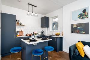 Beautiful luxe 3 Bedroom with 4 Beds