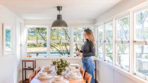 Paradise Point- Waterfront Property Pearl Beach