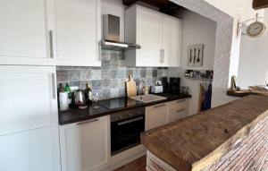 Beautiful Casa Mirejo with pool in Kastelir