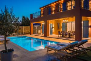 Villa Annino in Karavados Village with private Pool!