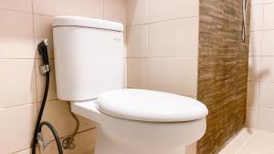 Scenic and Comfortable 2BR Sky Terrace Apartment By Travelio