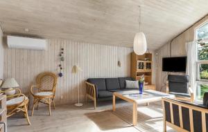 3 Bedroom Amazing Home In Rødby