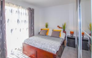 Maisons de vacances Gorgeous Home In Vagnas : photos des chambres