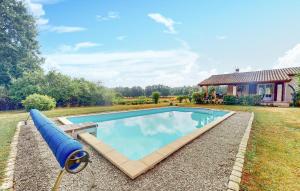 Maisons de vacances 3 Bedroom Stunning Home In Ecuras : photos des chambres