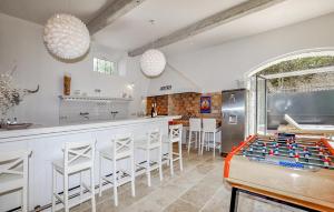 Maisons de vacances Lovely Home In Narbonne : photos des chambres