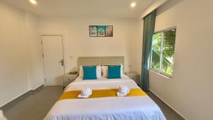 Mary Beach Hotel & Resort