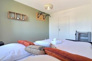 Appartements Magnificent T3 apartment with balcony and parking - Sainte-Foy-les-Lyon : Appartement