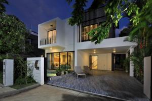 5 bdr Pool Villa Bang Tao Beach