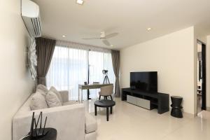 5 bdr Pool Villa Bang Tao Beach