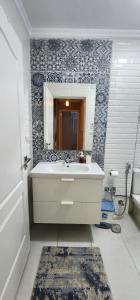 Alexandrias Kafr Abdo apartment awaits