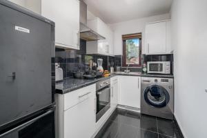 Gorgeous House, 5 Beds, Amazing transport links