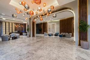 Voyage Hotel & Suites