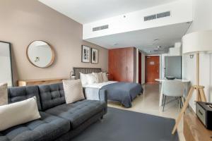 Blueground DIFC city view pool gym DXB-1208