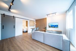 Coblenz Suites - Studio Apartments