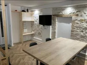 T2 à 5' d'agen, clim, wifi, parking privé - 蓬迪卡斯