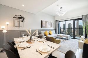 SmartStay at Burj Royale - Full Burj Khalifa View - Brand New Luxury Apartments