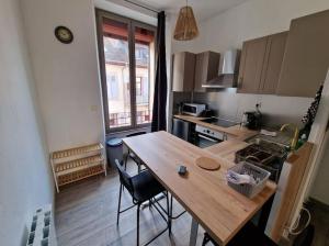Appartements Bord lac, proche embarcadere, casino, funiculaire : photos des chambres