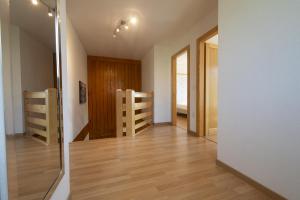 Appartements CREMANT - Appartement Spacieux et lumineux - Parking gratuit : photos des chambres