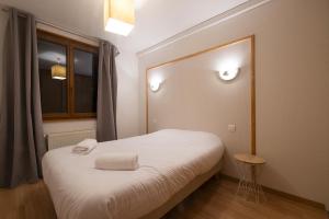 Appartements CREMANT - Appartement Spacieux et lumineux - Parking gratuit : photos des chambres